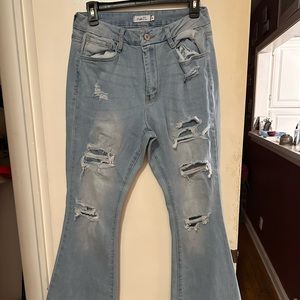 RUE21 WOMENS RIPPED FLARE JEANS